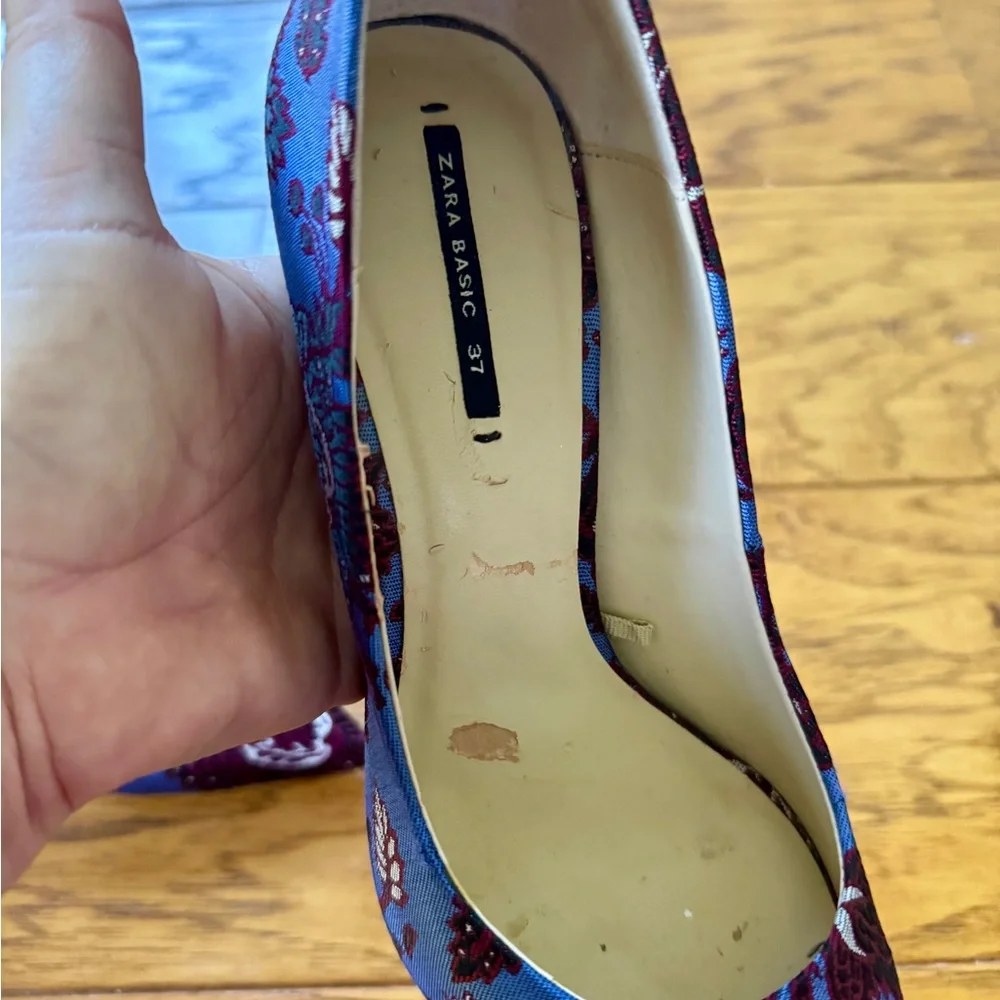ZARA Blue Floral Brocade Stiletto Pumps 6.5 Pointed Toe Bohemian Luxe Heels